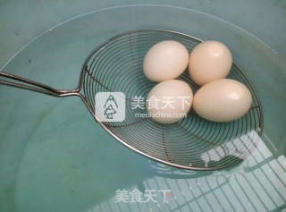 蛋黄泥#婴儿4月-6月食谱#的做法步骤：2