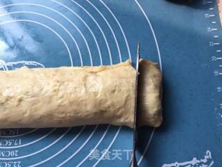 黑加仑肉桂面包卷的做法步骤：12