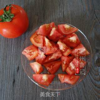 番茄牛丸汤的做法步骤：2