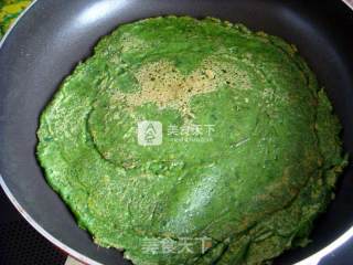 菠菜煎饼的做法步骤：7