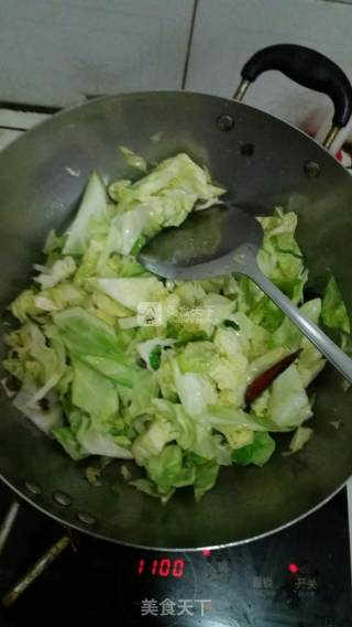辣炒洋白菜的做法步骤：3