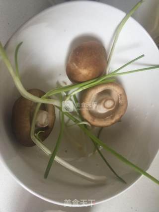 瑶柱虾仁大馄饨的做法步骤：3
