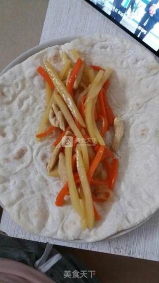 土豆卷 鸡肉卷 炒三丝 鸡肉丝 萝卜丝 土豆丝的做法步骤：8