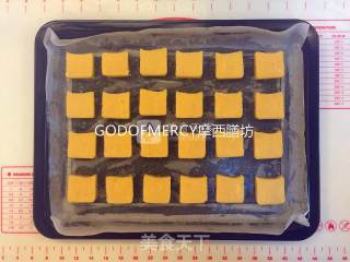 零基础烘培小白也能做出自信满满的粗糖奶油酥饼的做法步骤：10