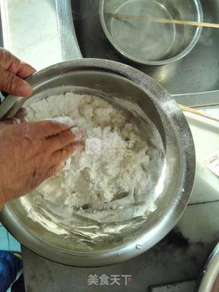 西红柿鸡蛋疙瘩面片的做法步骤：1
