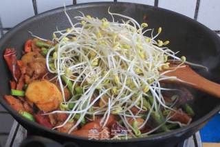 清理冰箱的料理——麻辣香锅的做法步骤：8
