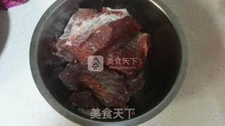 卤牛肉的做法步骤：1