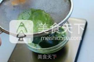 菠菜奶酪戚风蛋糕的做法步骤：2