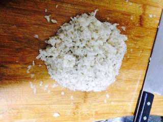 莲藕蒸肉的做法步骤：2
