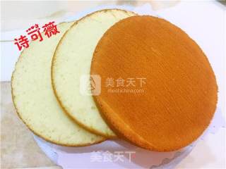 草莓奶油蛋糕的做法步骤：1