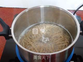 荞麦面煎饼的做法步骤：2