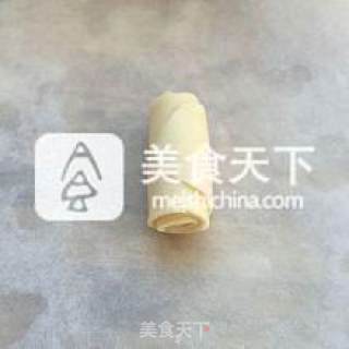 蛋黄酥的做法步骤：3