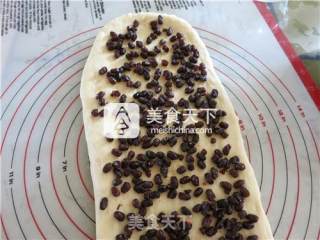 菠萝皮红豆牛奶吐司面包的做法步骤：10