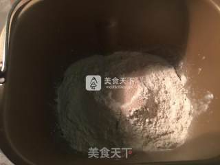 北海道吐司（70%中种）的做法步骤：1