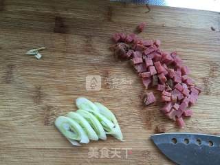 阳春面、酱油面、雪菜面的做法步骤：2