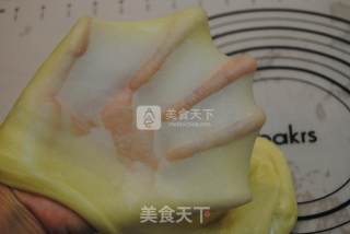 蛋黄酥（黄油版）的做法步骤：1