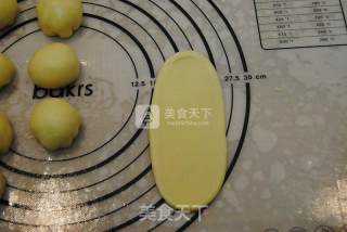 蛋黄酥（黄油版）的做法步骤：8