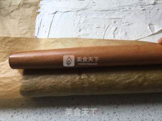 抹茶奶油蛋糕卷的做法步骤：25