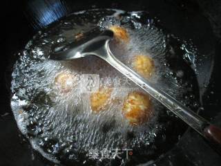 尖椒烧虎皮鸡蛋的做法步骤：2