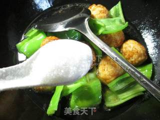 尖椒烧虎皮鸡蛋的做法步骤：8