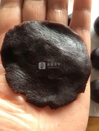 抹茶蛋黄酥的做法步骤：5