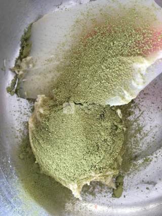抹茶蛋黄酥的做法步骤：12