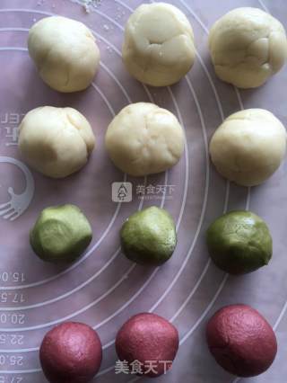 抹茶蛋黄酥的做法步骤：14