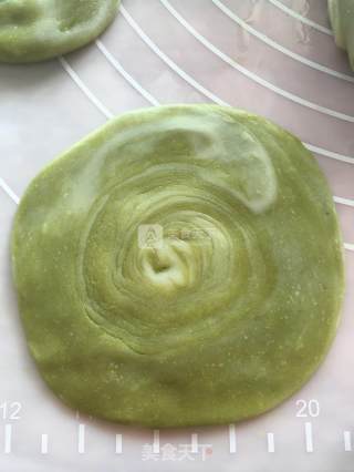 抹茶蛋黄酥的做法步骤：25