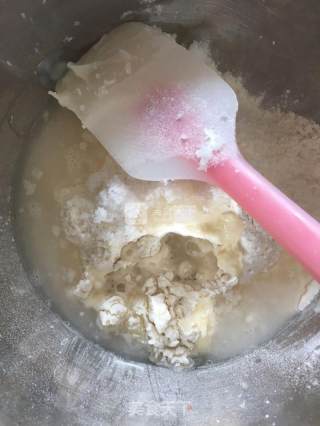 红曲椰蓉荷花酥的做法步骤：5