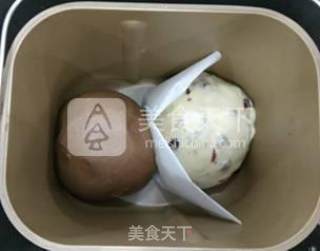 蔓越莓双色面包的做法步骤：5
