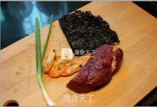 私家厨房--【虾干牛肉紫菜汤】的做法步骤：1
