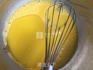8寸戚风蛋糕的做法步骤：2