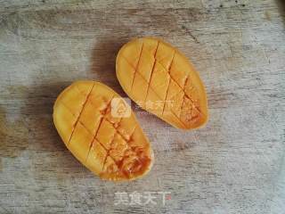 芒果蜂蜜酸奶的做法步骤：3