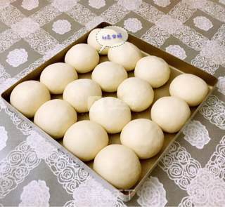 天然酵种松仁小餐包的做法步骤：5