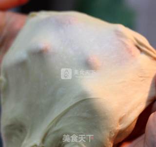 卡通世界顶级明星--米奇汉堡的做法步骤：1