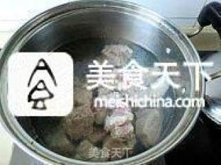 糖醋排骨的做法步骤：3