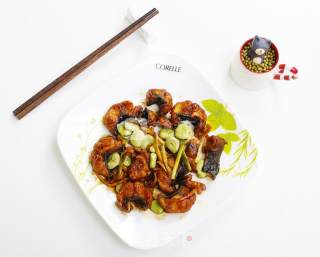 焦溜鱼段炒蚕豆配海米的做法步骤：5