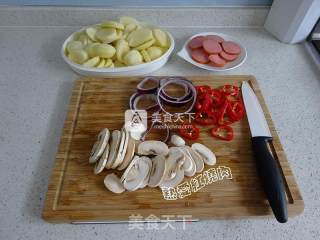 土豆泥披萨的做法步骤：2
