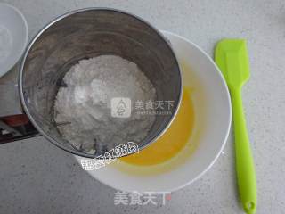 橘汁戚风蛋糕的做法步骤：7