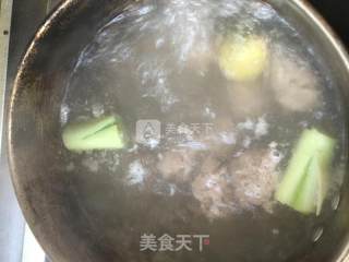丸子，油菜丸子汤的做法步骤：3