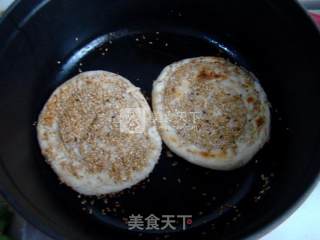 白芝麻酥饼的做法步骤：12