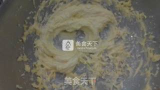 四种材料无蛋曲奇——淡奶油曲奇的做法步骤：1