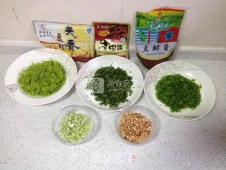 勾人老虎菜的做法步骤：1