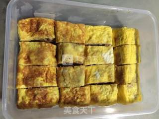 肉松玉子烧的做法步骤：3