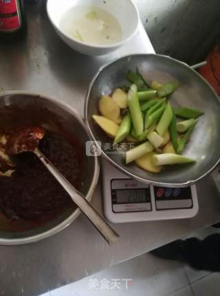 炖羊杂的做法步骤：1