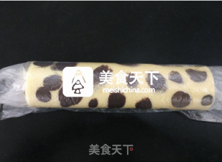 巧克力蛋糕卷的做法步骤：15