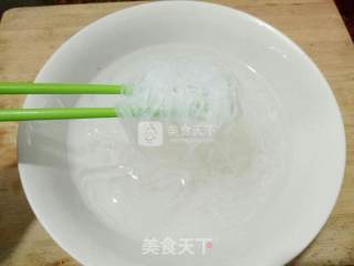 肉末粉丝的做法步骤：1