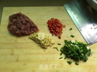 肉末烧东瓜的做法步骤：1