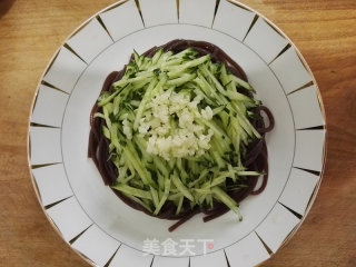 凉拌蕨根粉的做法步骤：5