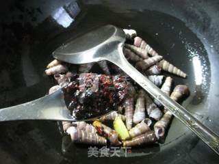 豆豉炒钉螺的做法步骤：8